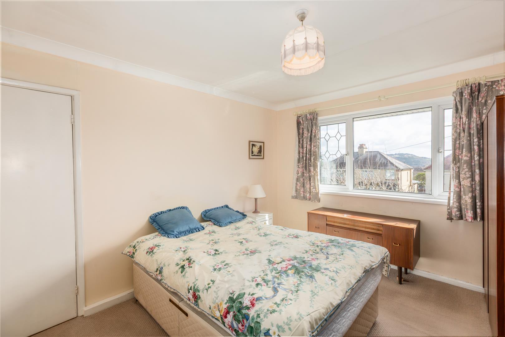 Vicarage Lane, Cwmdu, Swansea, SA5 8EU